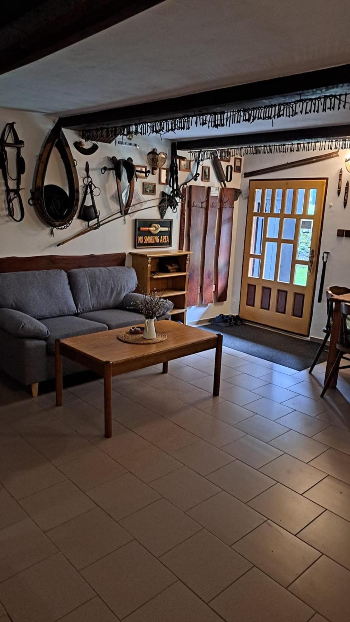 Penzion Pod Zeleznym Vrchem Chřibská Extérieur photo