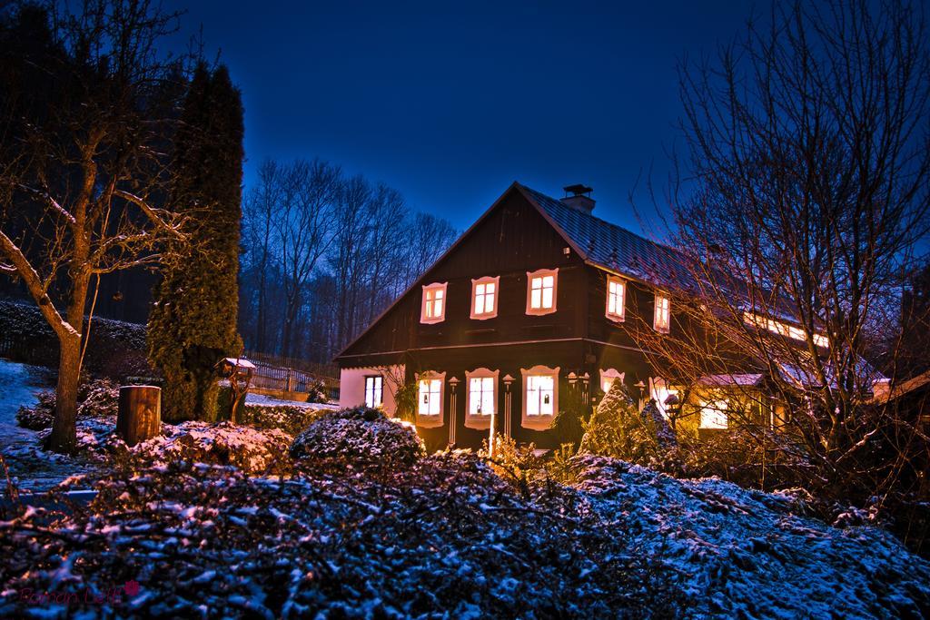 Penzion Pod Zeleznym Vrchem Chřibská Extérieur photo